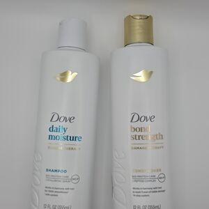 Dove Daily Moisture & Bond Strength Shampoo & Conditioner - White